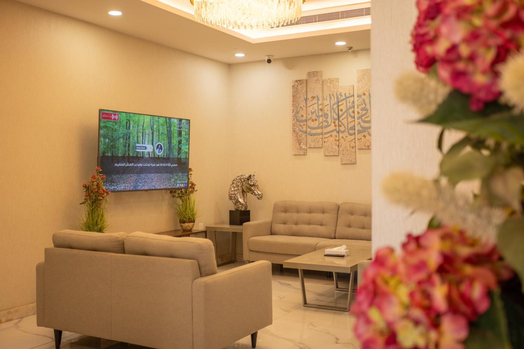 Laten Suites Andalus Mall Jeddah Exterior photo