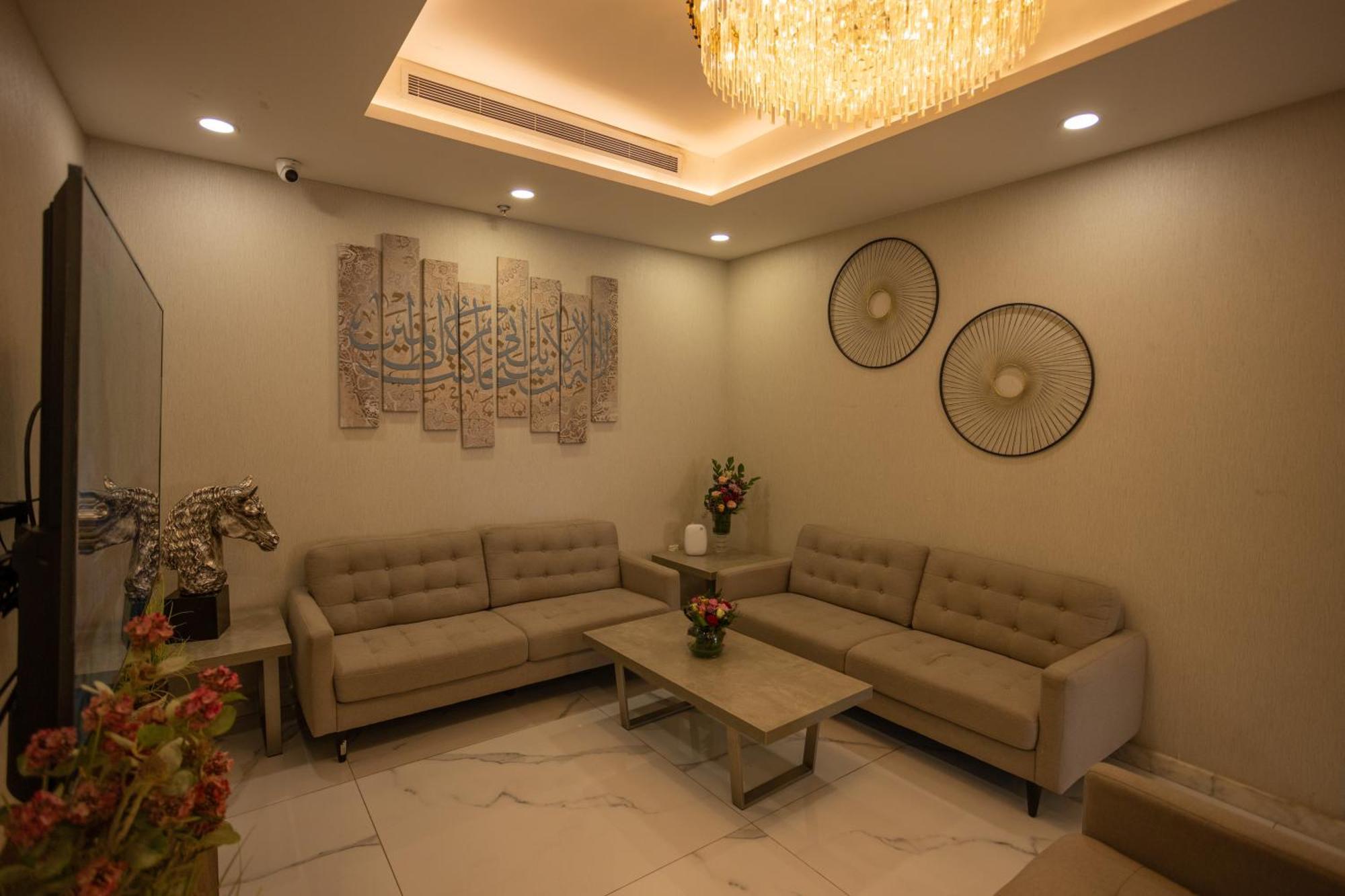 Laten Suites Andalus Mall Jeddah Exterior photo