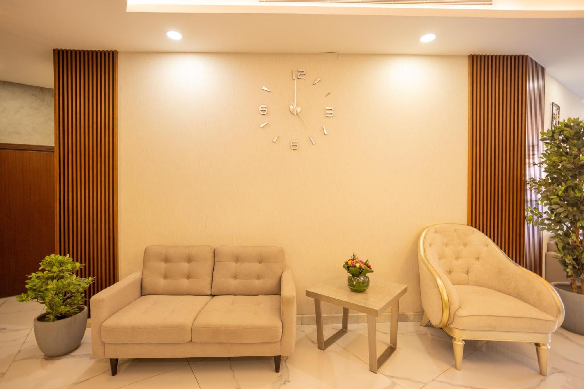 Laten Suites Andalus Mall Jeddah Exterior photo