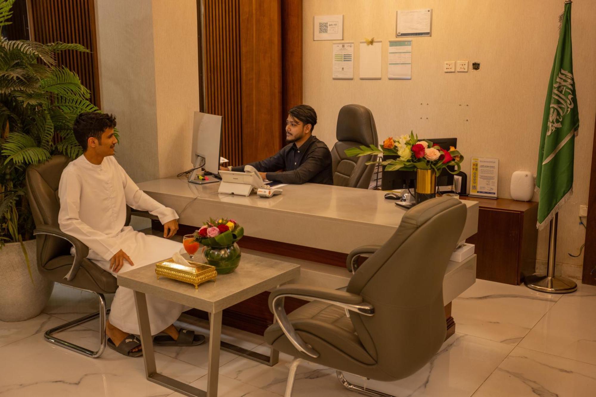 Laten Suites Andalus Mall Jeddah Exterior photo