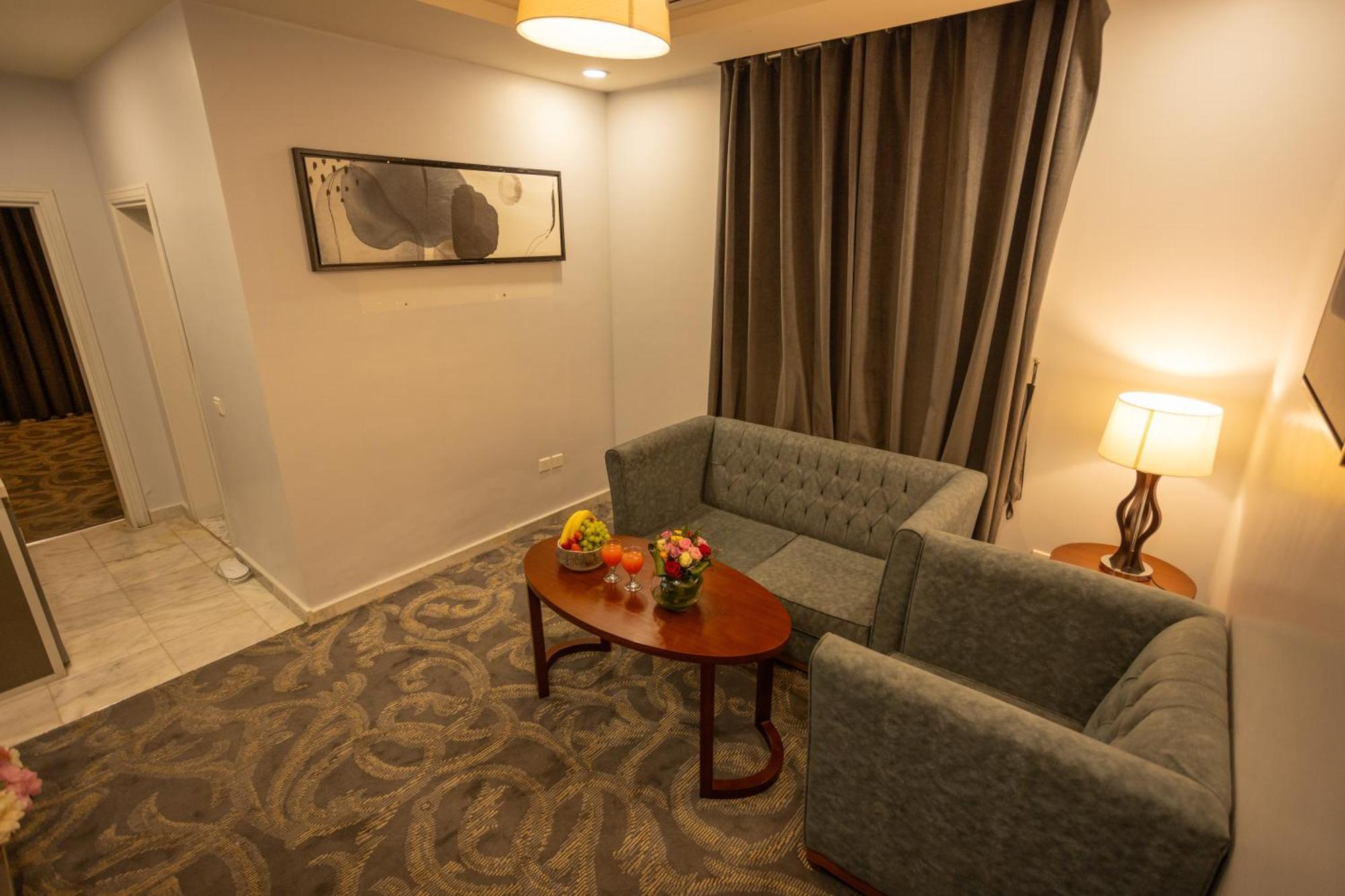 Laten Suites Andalus Mall Jeddah Exterior photo